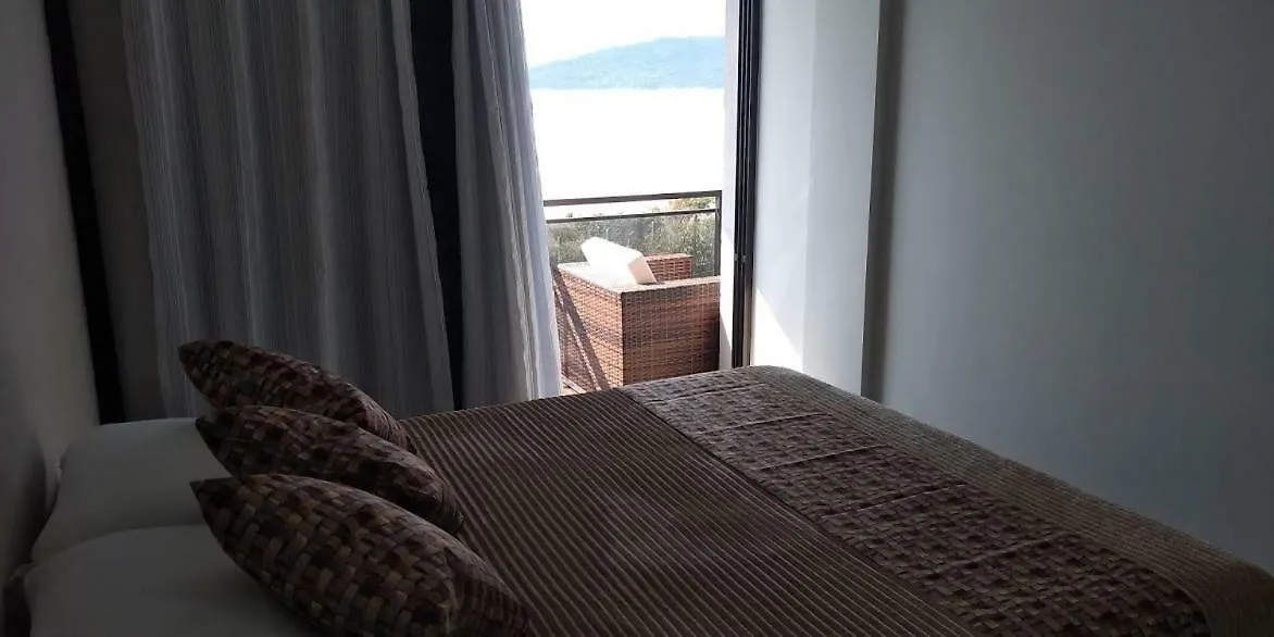 Apartamento Beira Mar Pe Na Areia Florianopolis Apartment